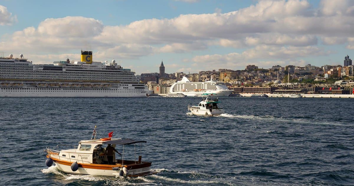 Kreuzfahrt Vergleich 2026: AIDA, TUI, MSC + Top-Reedereien