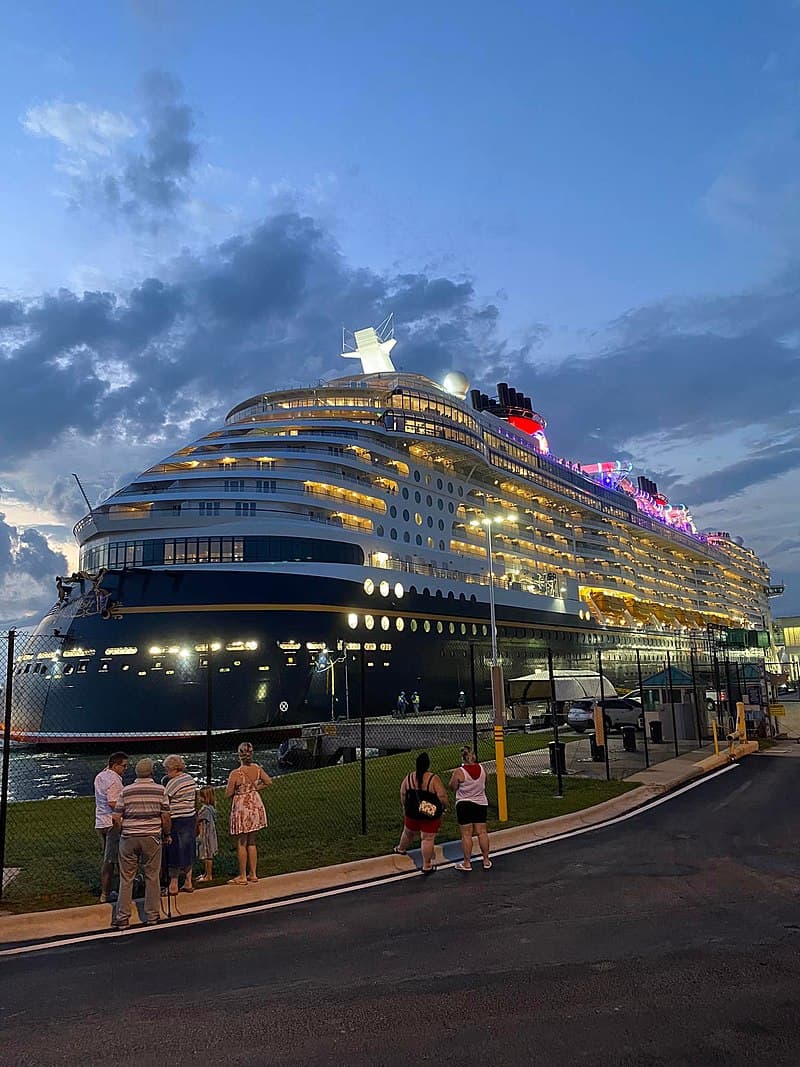 Disney Wish — West-Europa Kreuzfahrt ab/bis Southampton