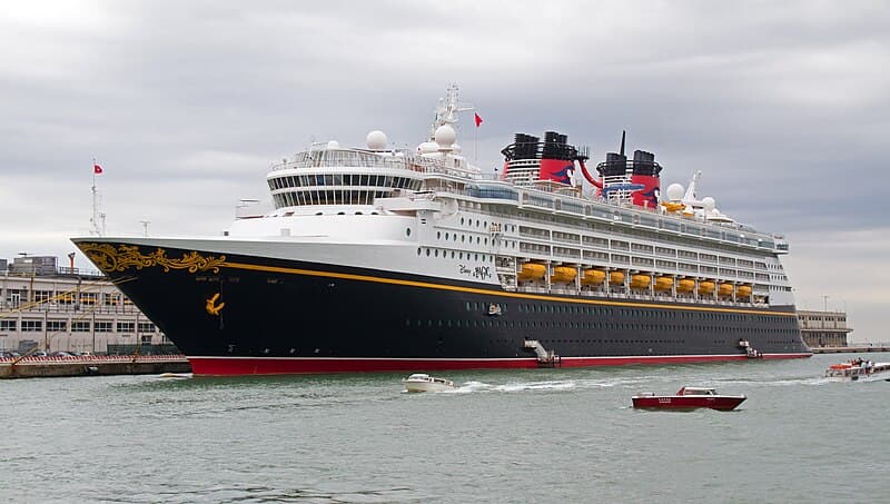 Disney Magic — Alaska Kreuzfahrt ab/bis Vancouver